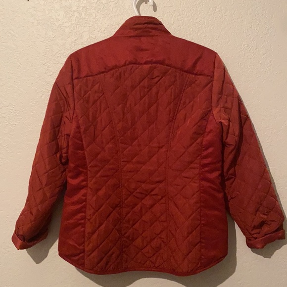 Burnt orange thin puffer jacket size medium - Picture 2 of 3